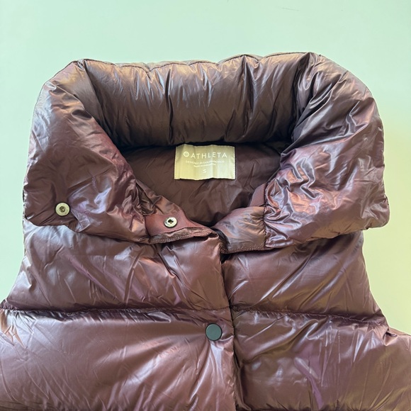 Athleta Women's Haven Long Goose Down Puffer Vest Burgundy Stowaway Hooded Small - Picture 4 of 10